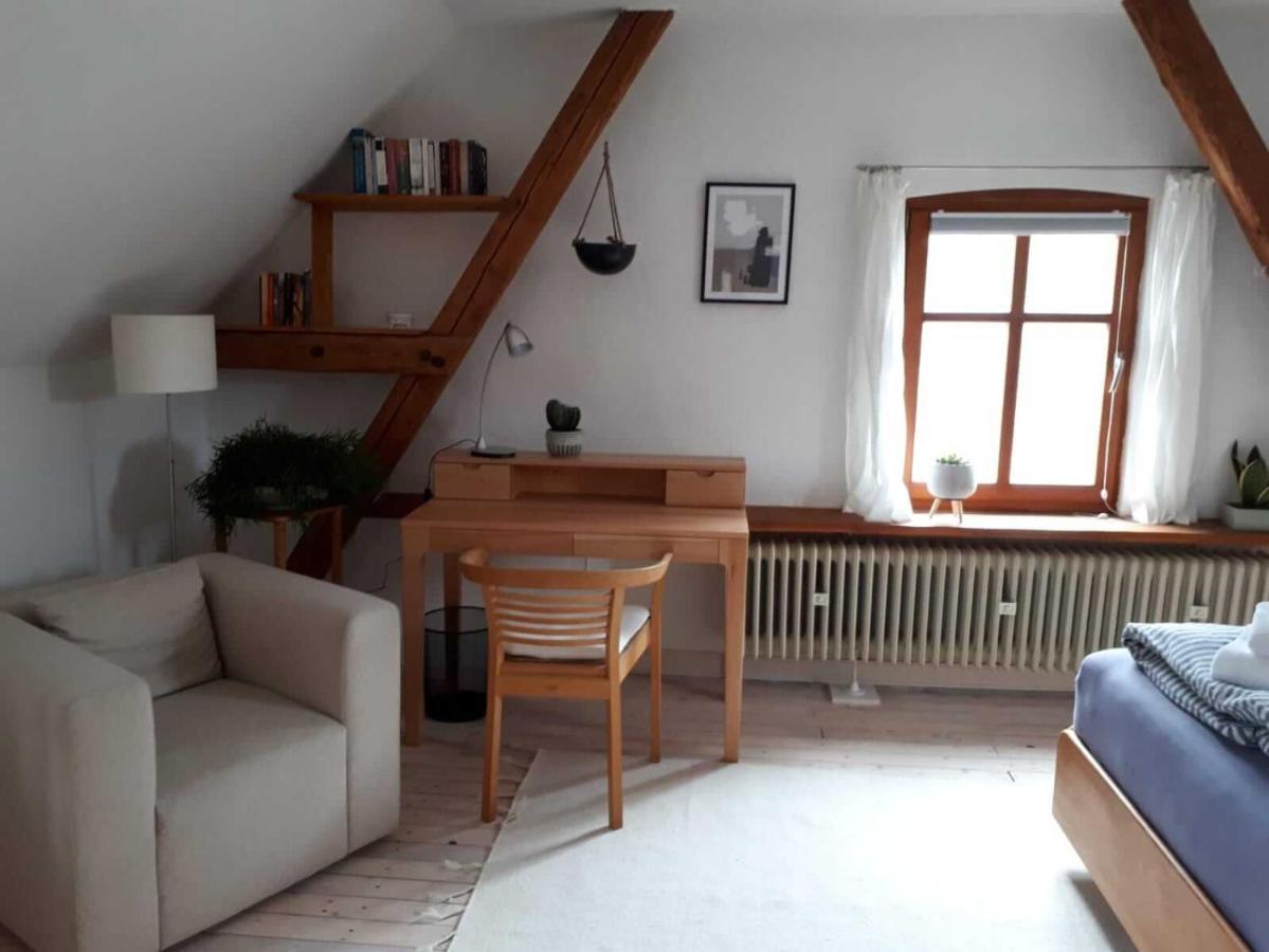 Aeltestes Haus In Quentel - Ferienwohnung 2 Mit Dachterrasse Lichtenau Eksteriør billede